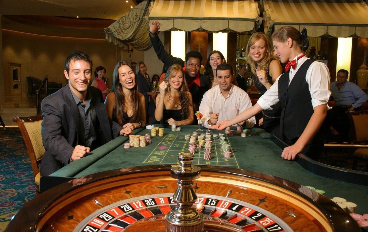 Blazing 7s Slots Live Casino